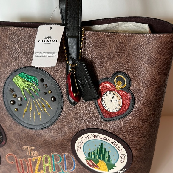 NWT Coach Wizard of Oz Tote Ruby Charm FOB Handbag Purse Bag Signature Leather - Picture 8 of 16